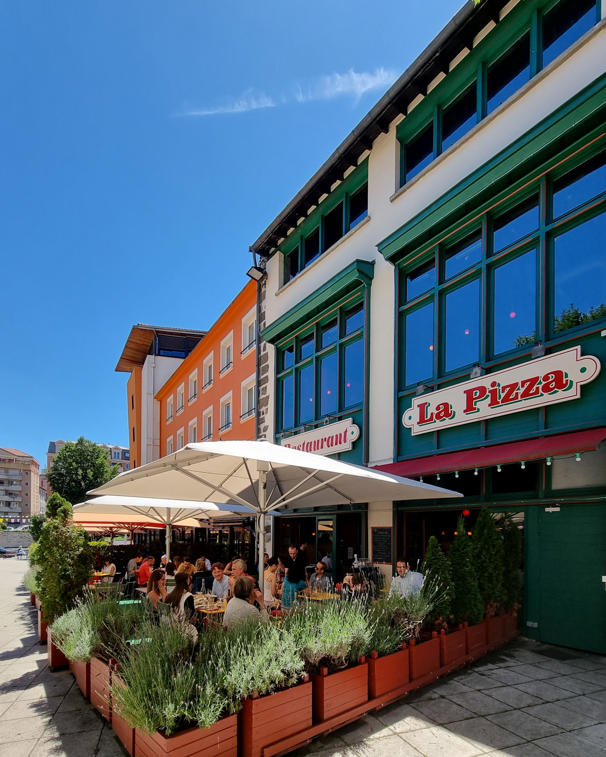 Restaurant La Pizza 